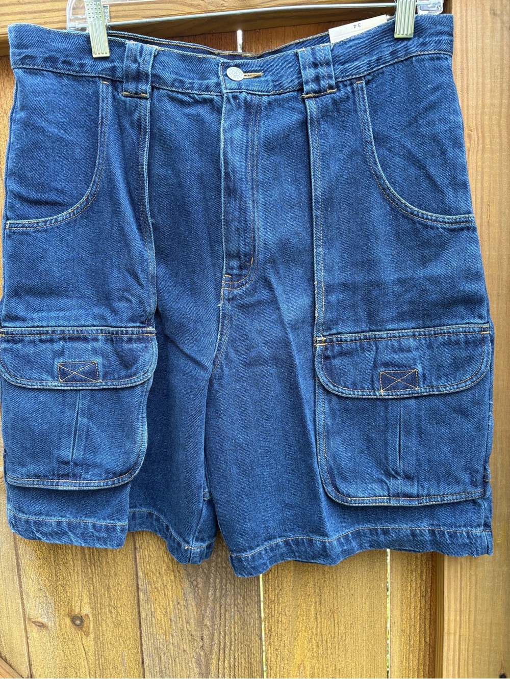 Faded Glory Vintage Stonewashed Blue Denim Cargo Shorts with Multiple Pockets